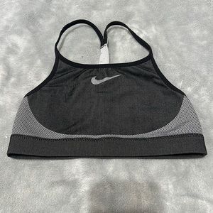 Nike Kids Sports Bra Large